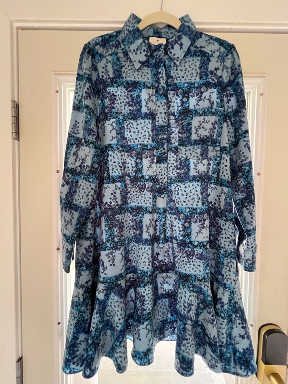 ***SOLD***Tuckernuck Blue Collared Shirt Dress Long Sleeve Size M